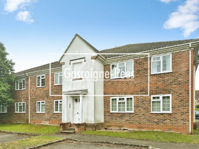 Kingfisher Walk, Aldershot, GU12 1 bed apartment to rent £1,100 pcm £254 pw
