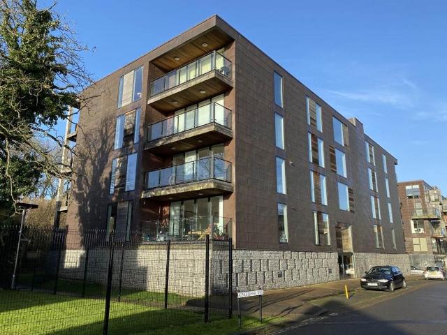 Kingfisher Way, Cambridge, CB2 2 bed apartment to rent £2,200 pcm £508 pw