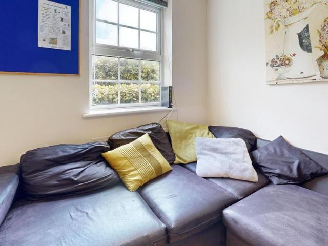 Kingfisher Way, Loughborough LE11 4 bed house to rent £2,340 pcm £540 pw