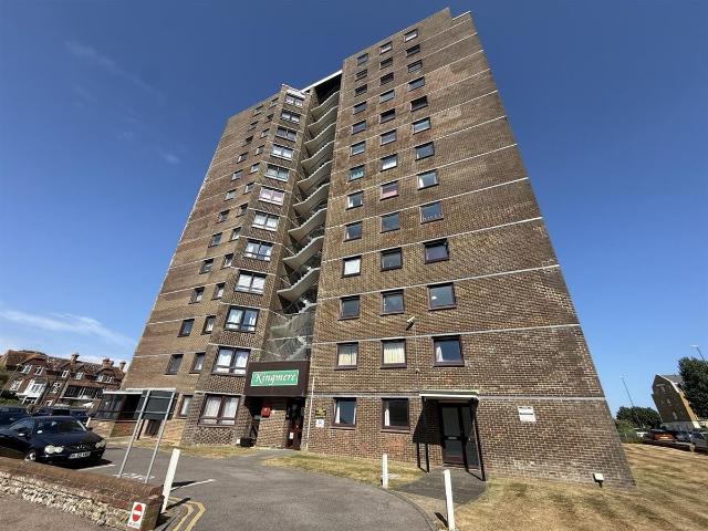 Kingmere, South Terrace, Littlehampton BN17, 2 bed flat to rent, £1,325 pcm | PrimeLocation