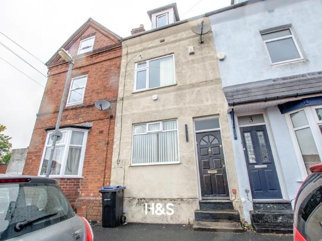 Kings Terrace, Kings Heath, Birmingham B14, 3 bed terraced house to rent, £1,200 pcm | PrimeLocation