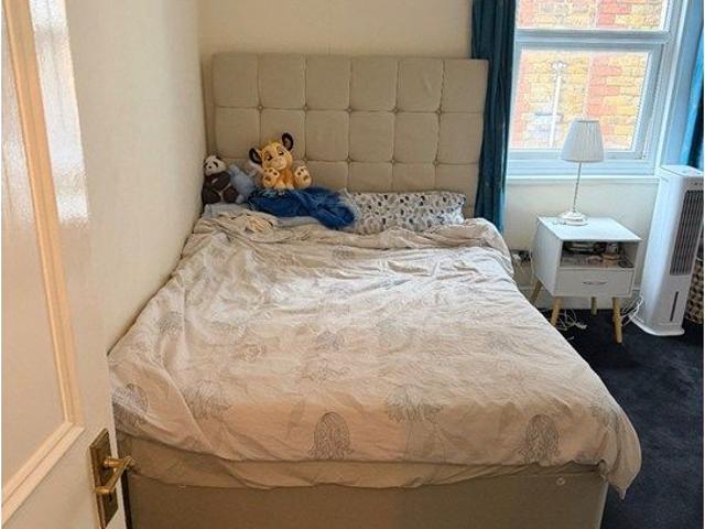 Kings Avenue, London N10, 3 bed flat to rent, £2,800 pcm | PrimeLocation