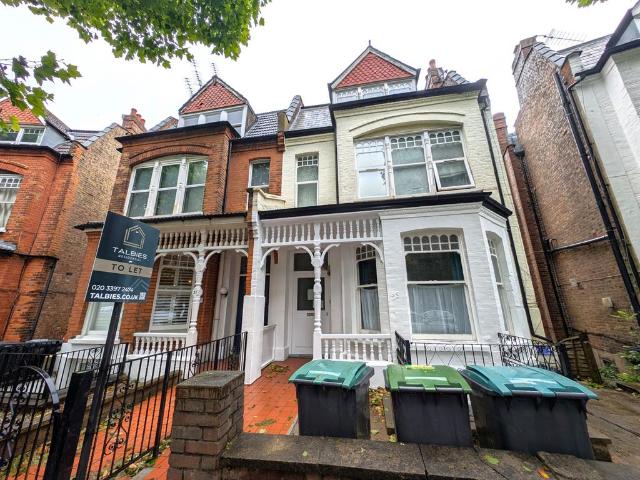Kings Avenue, Muswell Hill N10 Studio to rent £1,150 pcm £265 pw