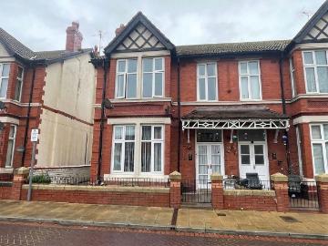 Kings Avenue, Rhyl LL18, Studio to rent, £640 pcm | PrimeLocation