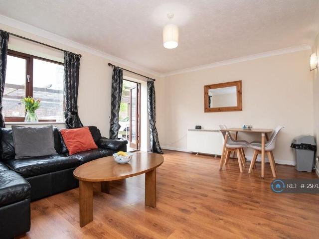 Kings Court, Birmingham, B1 3 bed flat to rent £1,895 pcm £437 pw