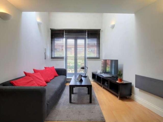 Kings Court, Cox Street, B3