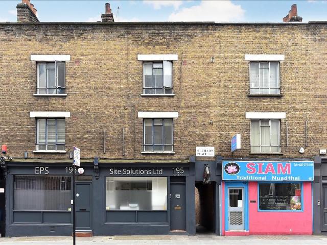 Kings Cross Road, Kings Cross WC1X, 2 bed flat to rent, £3,077 pcm | PrimeLocation