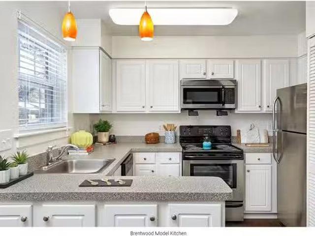 Kings Crossing, 10013 Castile Court, Tuckahoe 2 Bedroom 2.