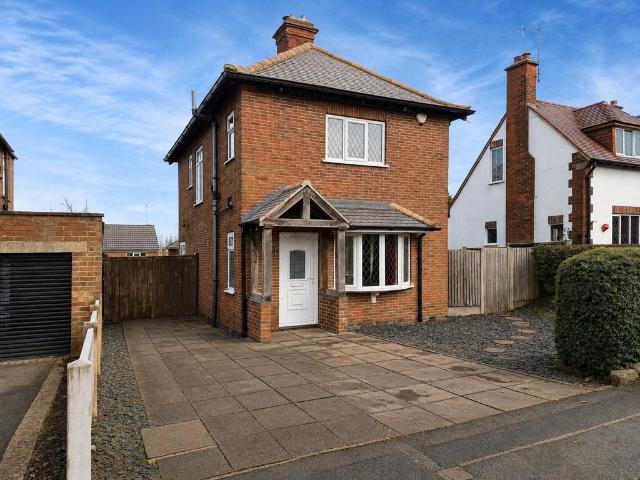 Kings Drive, Littleover, Derby, DE23 3 bed detached house to rent £1,395 pcm £322 pw