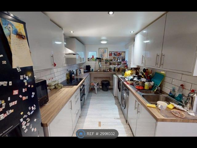 Kings Grove, London SE15, 6 bed terraced house to rent, £4,940 pcm | PrimeLocation