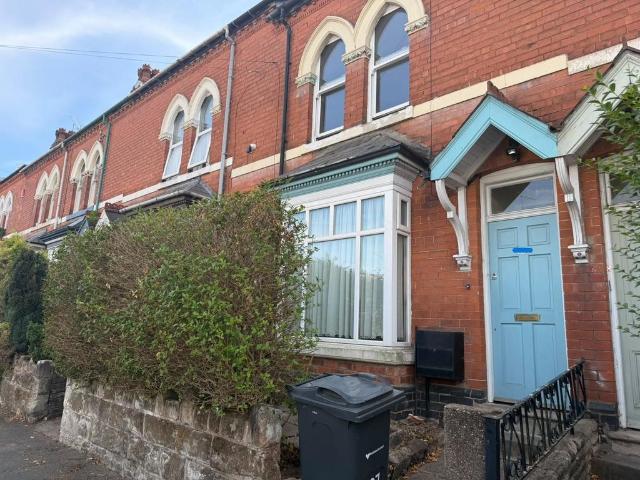 Kings Heath, Birmingham B14 3 bed terraced house to rent £1,400 pcm £323 pw