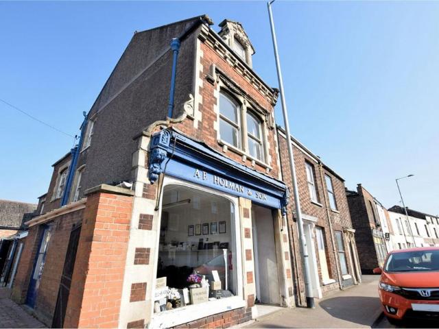 King's Lynn 2 bed flat to rent £750 pcm £173 pw