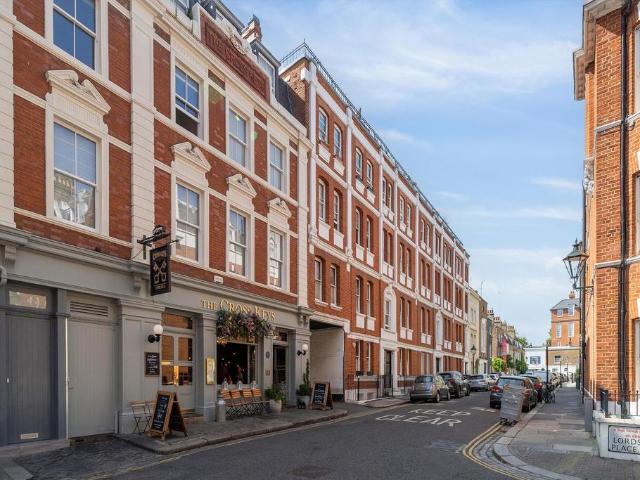 Kings Mansions, Lawrence Street. 2 bed flat to rent £3,250 pcm £750 pw