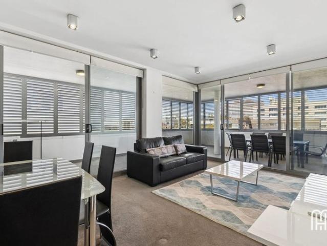 Kings Park Nearby & The City On Your Doorstep