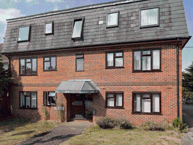 Kings Road MK45, 2 bed flat to rent, £1,350 pcm | PrimeLocation