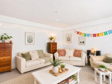 Kings Road, Brighton, East Sussex BN1, 3 bed flat to rent, £2,210 pcm | PrimeLocation