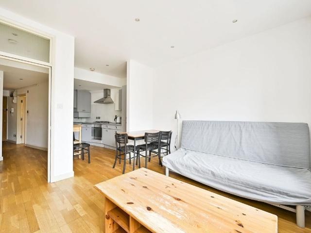 Kings Road, Chelsea, London SW10, 1 bed flat to rent, £2,384 pcm | PrimeLocation