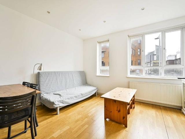 Kings Road, Chelsea, London SW10, 1 bed flat to rent, £2,384 pcm | PrimeLocation