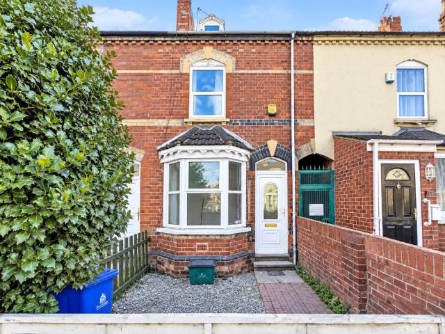 Kings Road, Doncaster, South. 3 bed terraced house to rent £850 pcm £196 pw