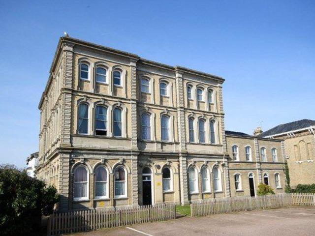 Kings Road, Great Yarmouth NR30, 1 bed flat to rent, £700 pcm | PrimeLocation