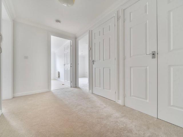 Kings Road, Haslemere, Surrey, GU27