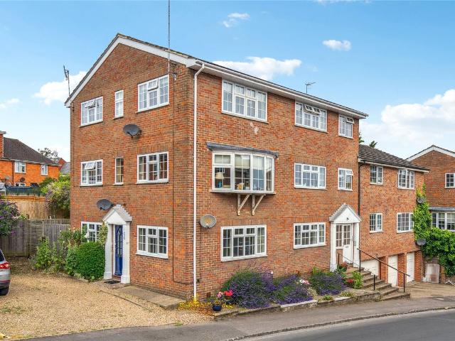 Kings Road, Henley On Thames, Oxfordshire RG9, 3 bed flat to rent, £1,850 pcm | PrimeLocation