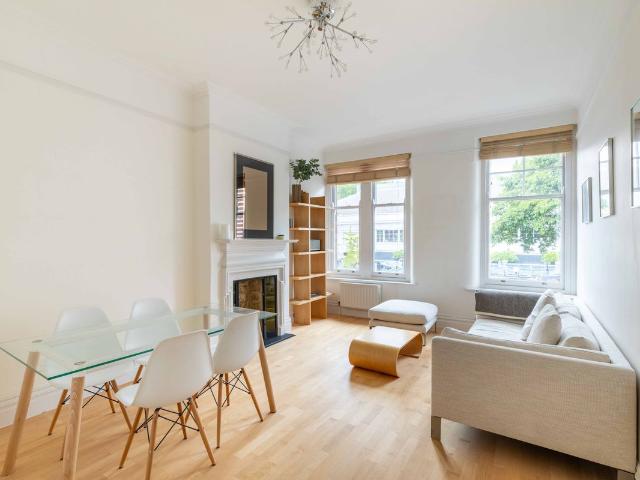 Kings Road, Kensington And Chelsea, London SW3, 1 bed flat to rent, £4,333 pcm | PrimeLocation