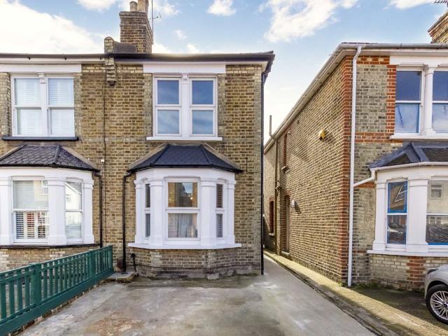 Kings Road, Kingston Upon Thames KT2, 3 bed property to rent, £2,950 pcm | PrimeLocation