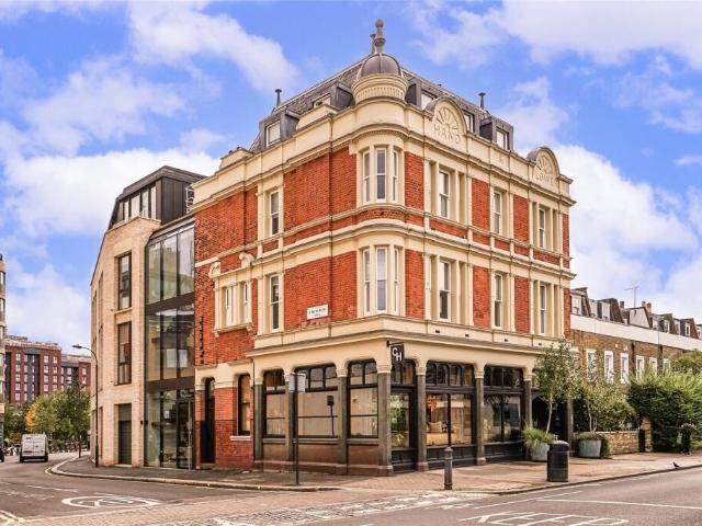 Kings Road London SW6 2 bed flat to rent £4,950 pcm £1,142 pw