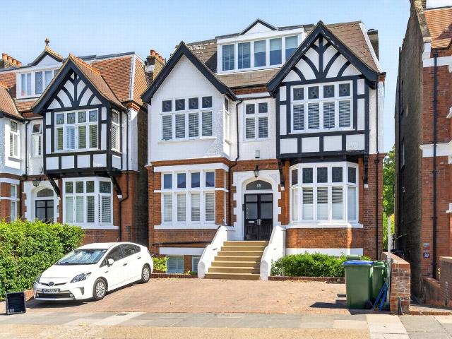 Kings Road, Richmond TW10, 3 bed flat to rent, £4,995 pcm | PrimeLocation