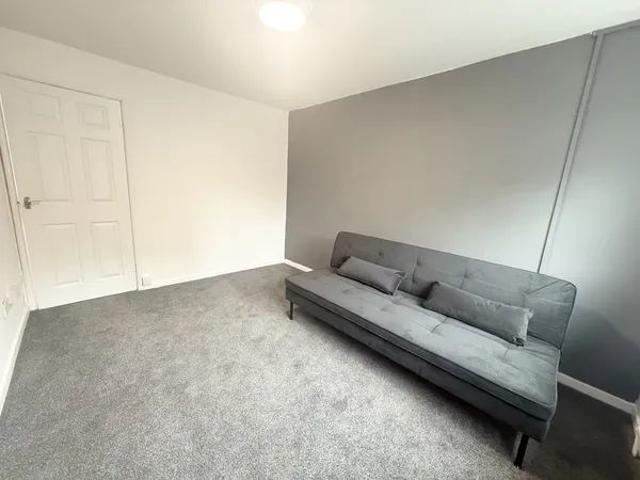 Kings Road, St Helens, WA10 3HT