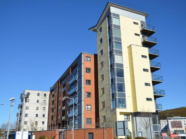 Kings Road, Swansea 2 bed flat to rent £950 pcm £219 pw