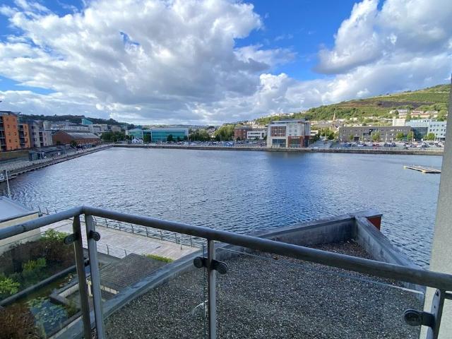 Kings Road, Swansea SA1, 2 bed flat to rent, £1,000 pcm | PrimeLocation