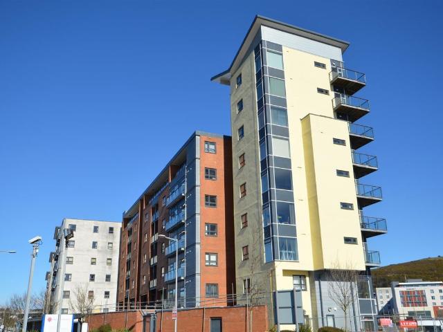 Kings Road, Swansea SA1, 2 bed flat to rent, £975 pcm | PrimeLocation