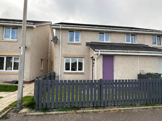 Kings Seat Place, Maddiston, FK2 2 bed house to rent £900 pcm £208 pw