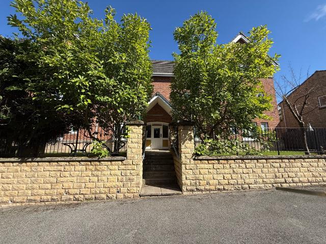 Kings Stand, Mansfield NG18, 2 bed flat to rent, £850 pcm | PrimeLocation