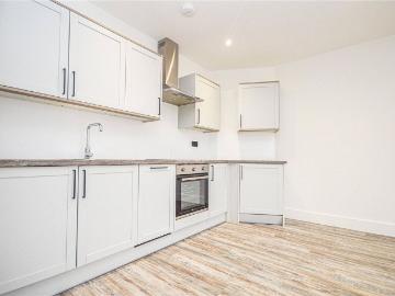 Kingsbridge Point, Town Centre, Swindon SN1, 1 bed flat to rent, £975 pcm | PrimeLocation
