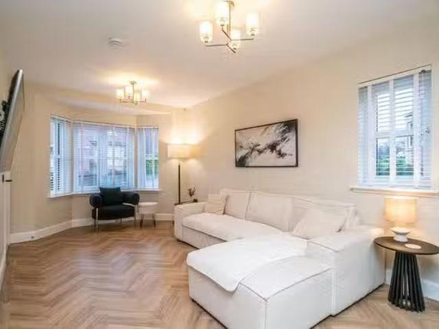 Kingsfield Drive