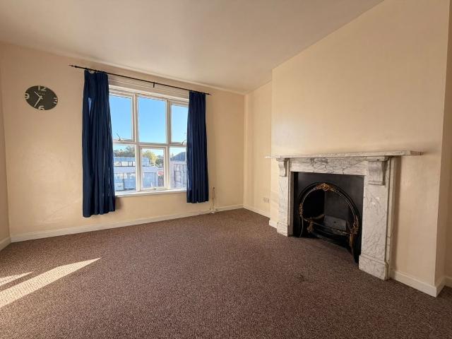 Kingsholm Road, Gloucester GL1, 1 bed flat to rent, £775 pcm | PrimeLocation