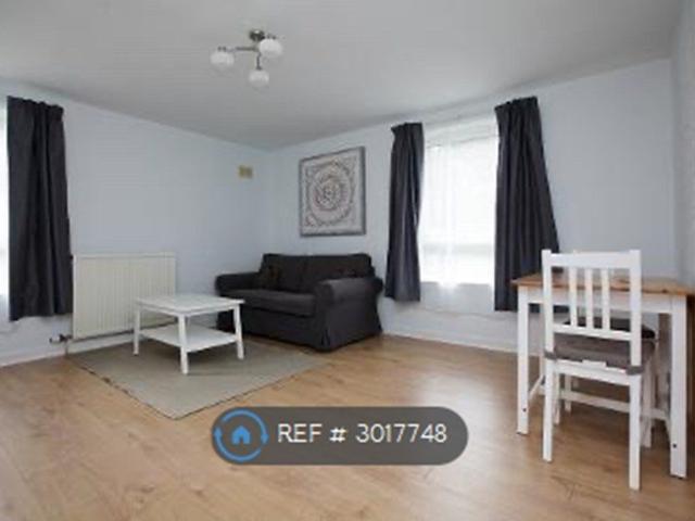 Kingsknowe Place, Edinburgh EH14, 2 bed flat to rent, £1,095 pcm | PrimeLocation