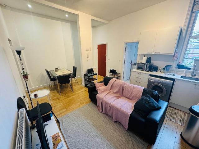 Kingsland High Street, London E8, 2 bed flat to rent, £2,200 pcm | PrimeLocation
