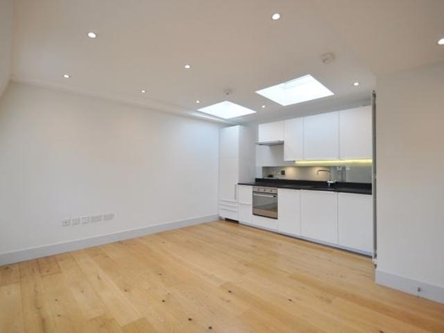 Kingsland Road, London E8, 1 bed flat to rent, £1,950 pcm | PrimeLocation