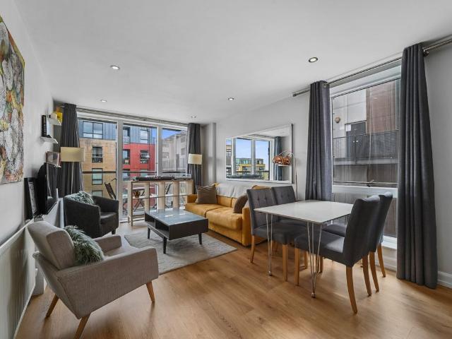 Kingsland Road, London E8, 1 bed flat to rent, £2,350 pcm | PrimeLocation