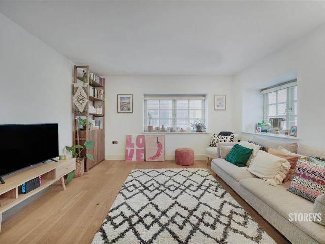 Kingsland Road, Shoreditch, London E2, 2 bed flat to rent, £3,150 pcm | PrimeLocation