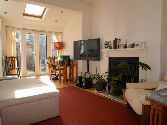Kingsleigh Avenue, London W13, 2 bed end terrace house to rent, £2,200 pcm | PrimeLocation
