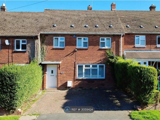 Kingsley Avenue, Wolverhampton WV6, 3 bed terraced house to rent, £1,200 pcm | PrimeLocation