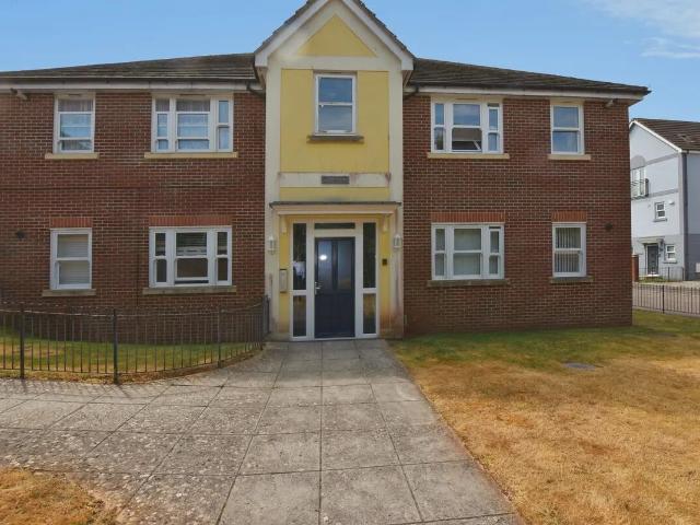 Kingsley Avenue, The Willows, Torquay, Devon. TQ2, 1 bed flat to rent, £800 pcm | PrimeLocation