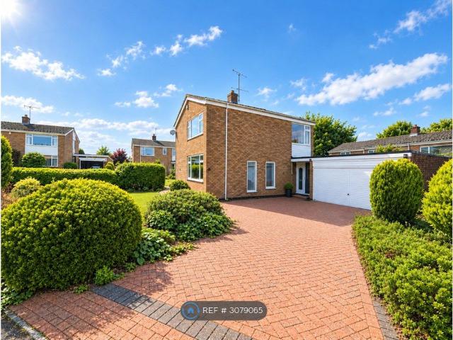 Kingsley, Frodsham WA6, 4 bed detached house to rent, £1,750 pcm | PrimeLocation
