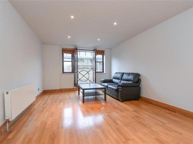 Kingsley Mews, Wapping Lane E1W, 2 bed flat to rent, £2,450 pcm | PrimeLocation