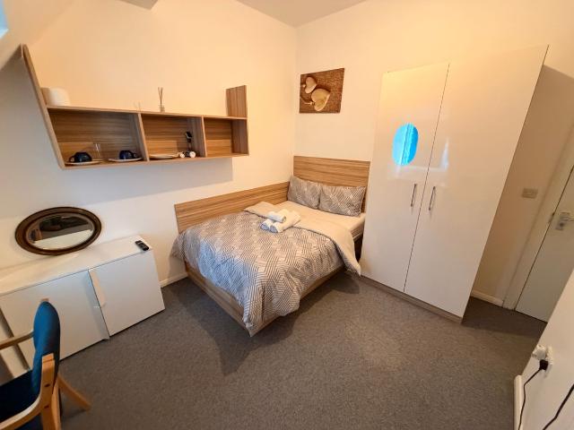 Kingsley Park Terrace, Northampton NN2, 1 bed flat to rent, £700 pcm | PrimeLocation